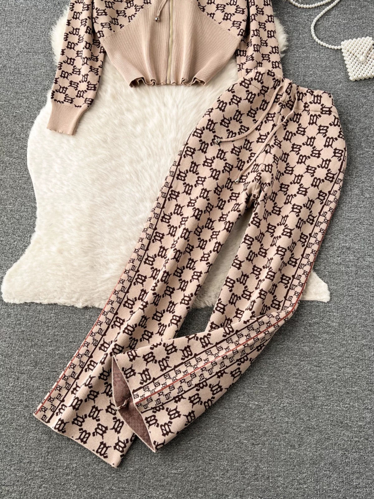 Dropping hints set STP60 images